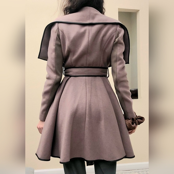 BCBG MaxAzria Cascade Taupe/Tan Wool Wrap Coat with Black Trim Size XS - Picture 3 of 8